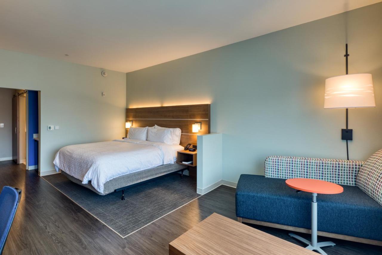 Holiday Inn Express & Suites - Charlotte - South End By Ihg Exteriér fotografie
