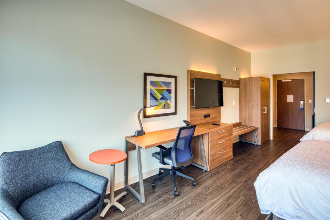 Holiday Inn Express & Suites - Charlotte - South End By Ihg Exteriér fotografie