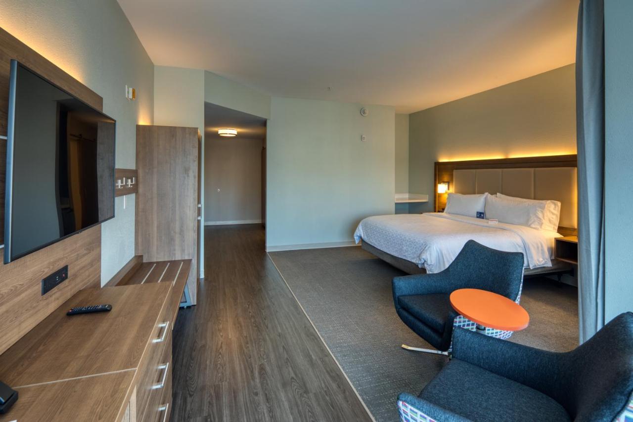 Holiday Inn Express & Suites - Charlotte - South End By Ihg Exteriér fotografie