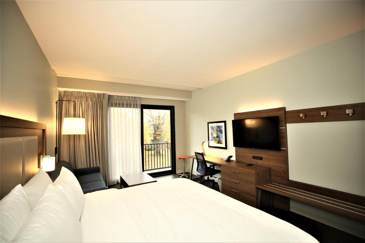 Holiday Inn Express & Suites - Charlotte - South End By Ihg Exteriér fotografie