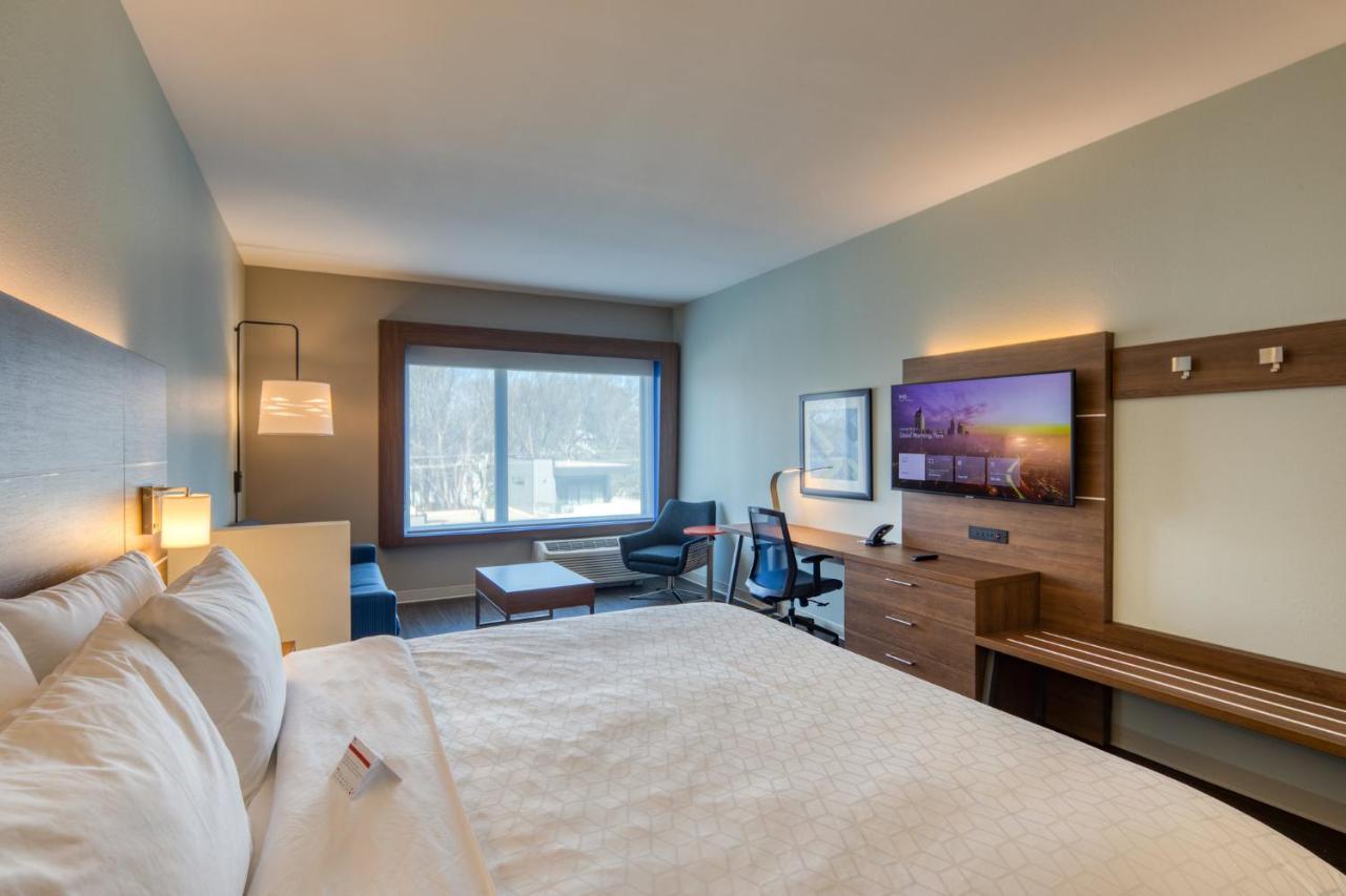 Holiday Inn Express & Suites - Charlotte - South End By Ihg Exteriér fotografie