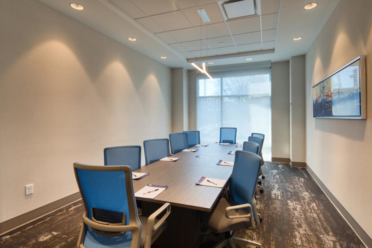 Holiday Inn Express & Suites - Charlotte - South End By Ihg Exteriér fotografie
